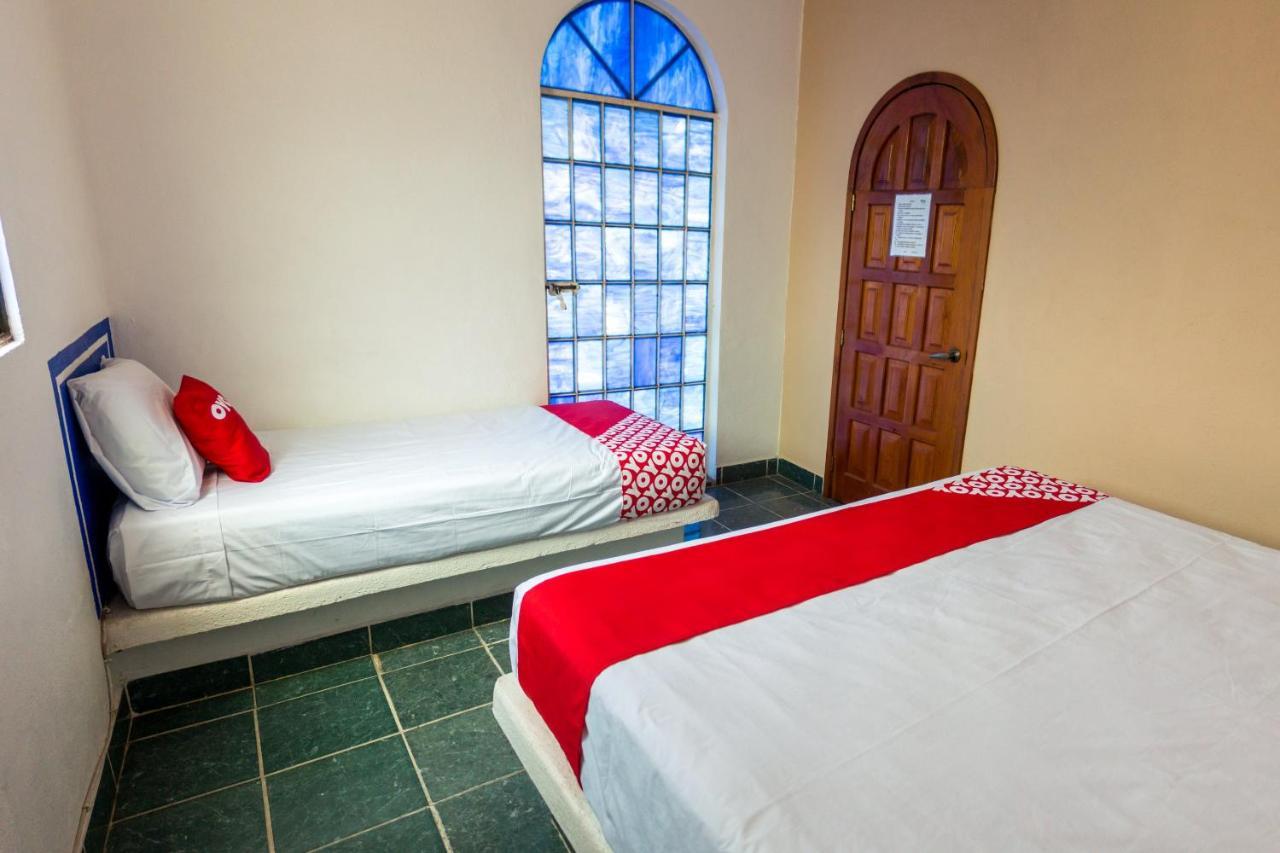 Hotel Isis Zihuatanejo Zewnętrze zdjęcie