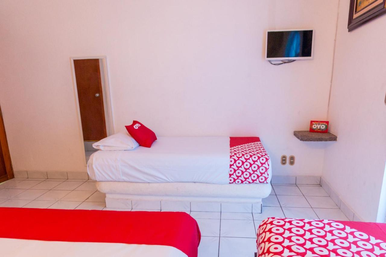 Hotel Isis Zihuatanejo Zewnętrze zdjęcie
